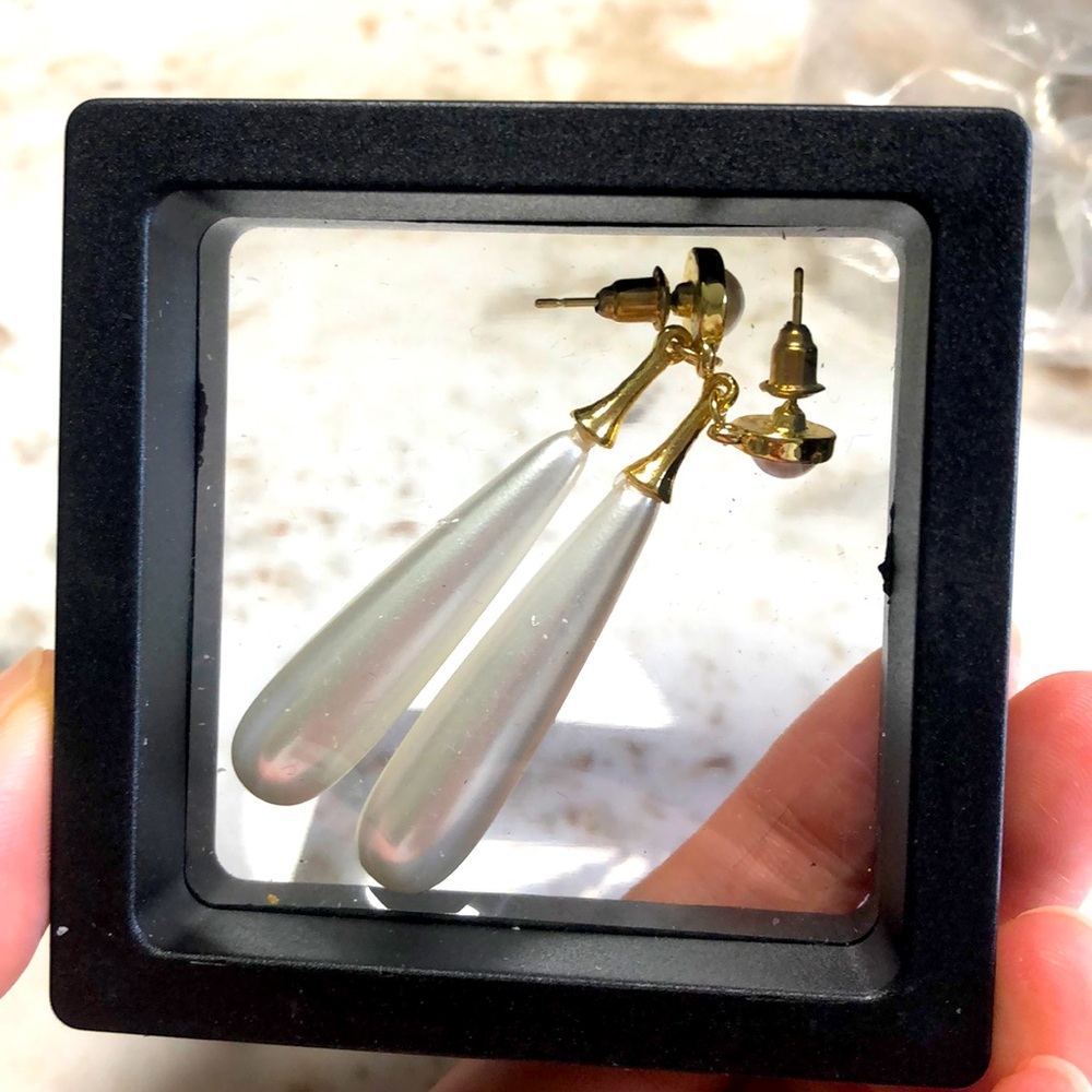 earring